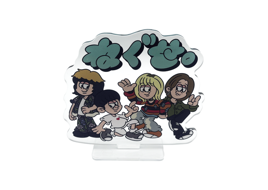 いろんな場所に連れていけるアクスタ