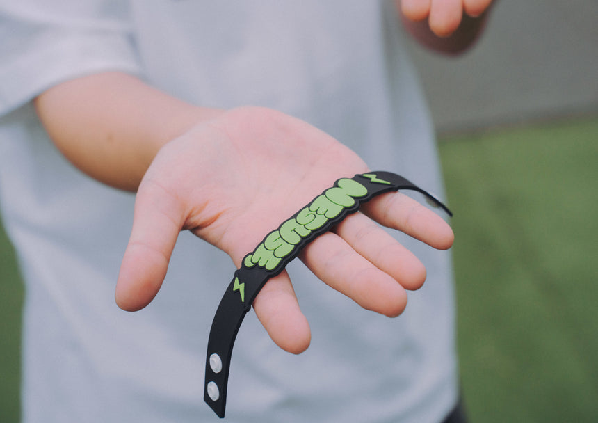 イナズマラバーブレス ブラック